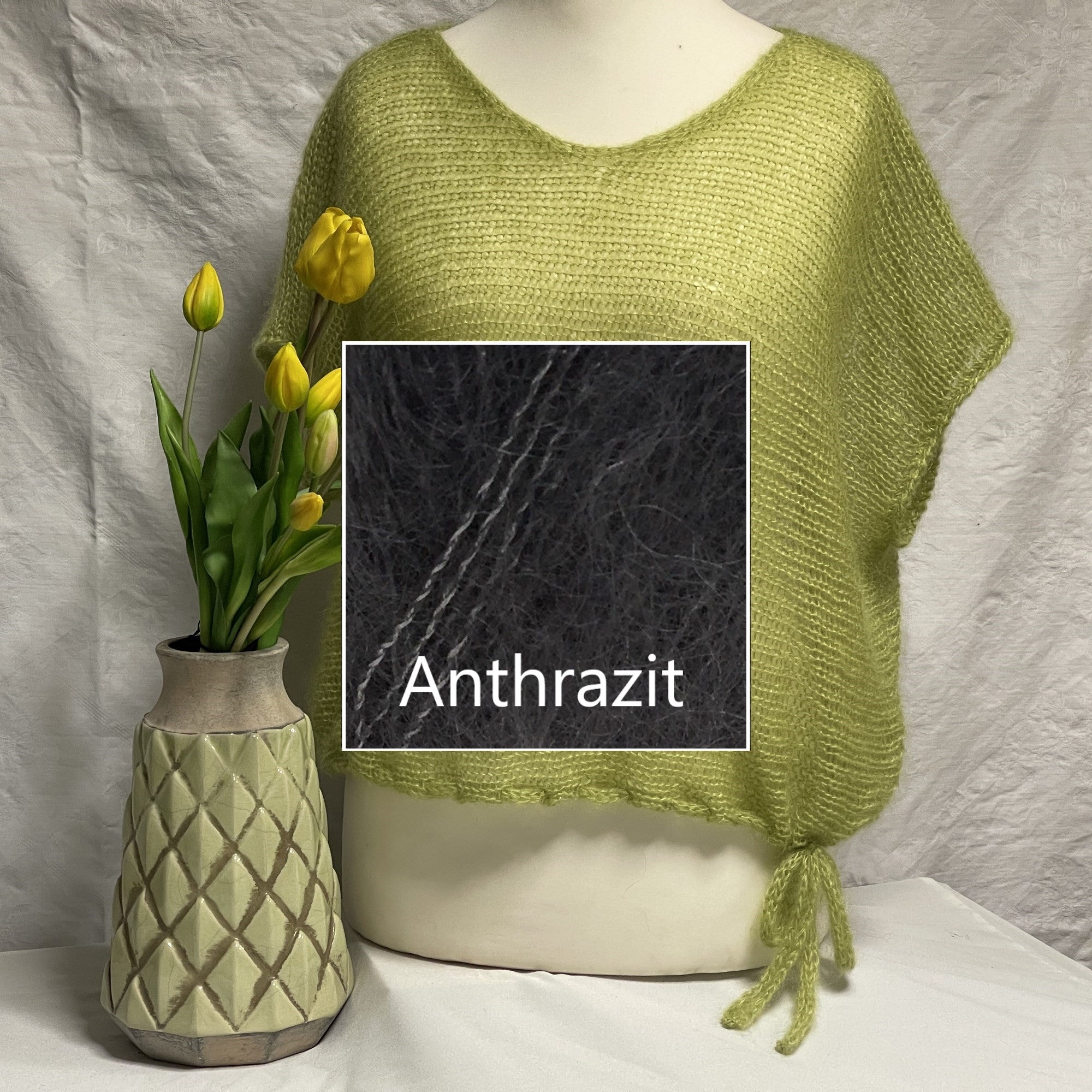 Quergestrickter Pullunder mit Band Größe II