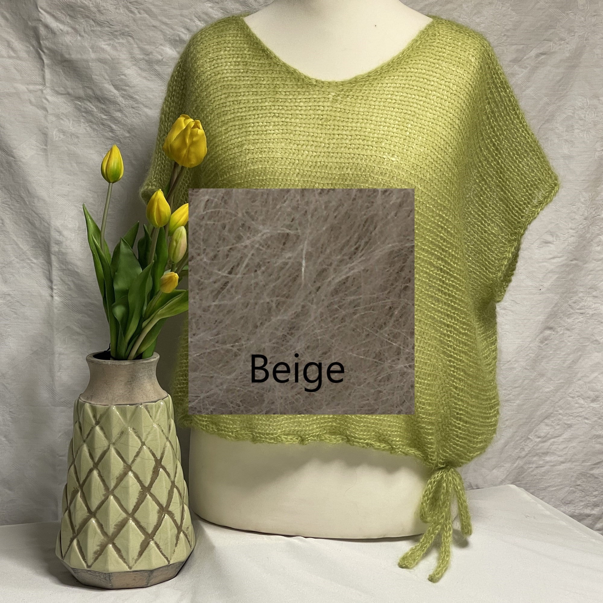 Quergestrickter Pullunder mit Band Größe II