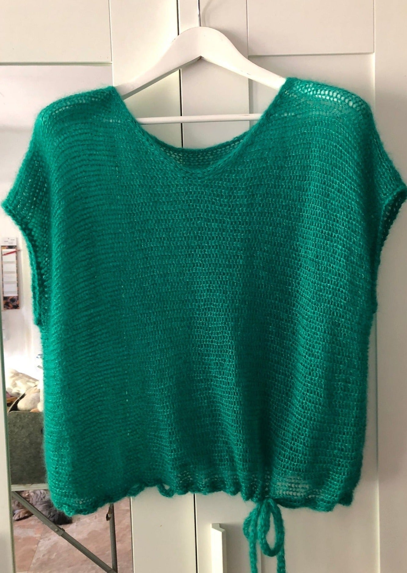 Quergestrickter Pullunder mit Band Größe II