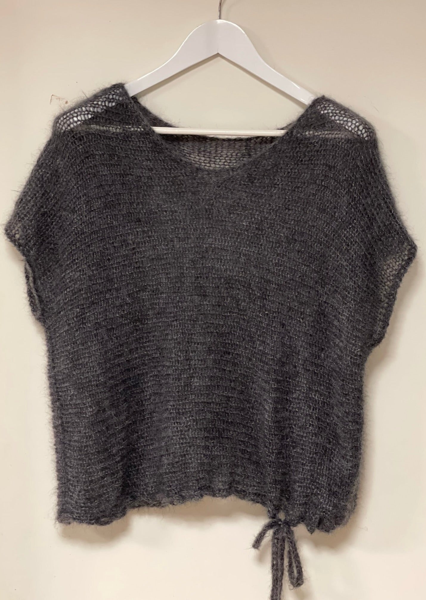Quergestrickter Pullunder mit Band Größe II