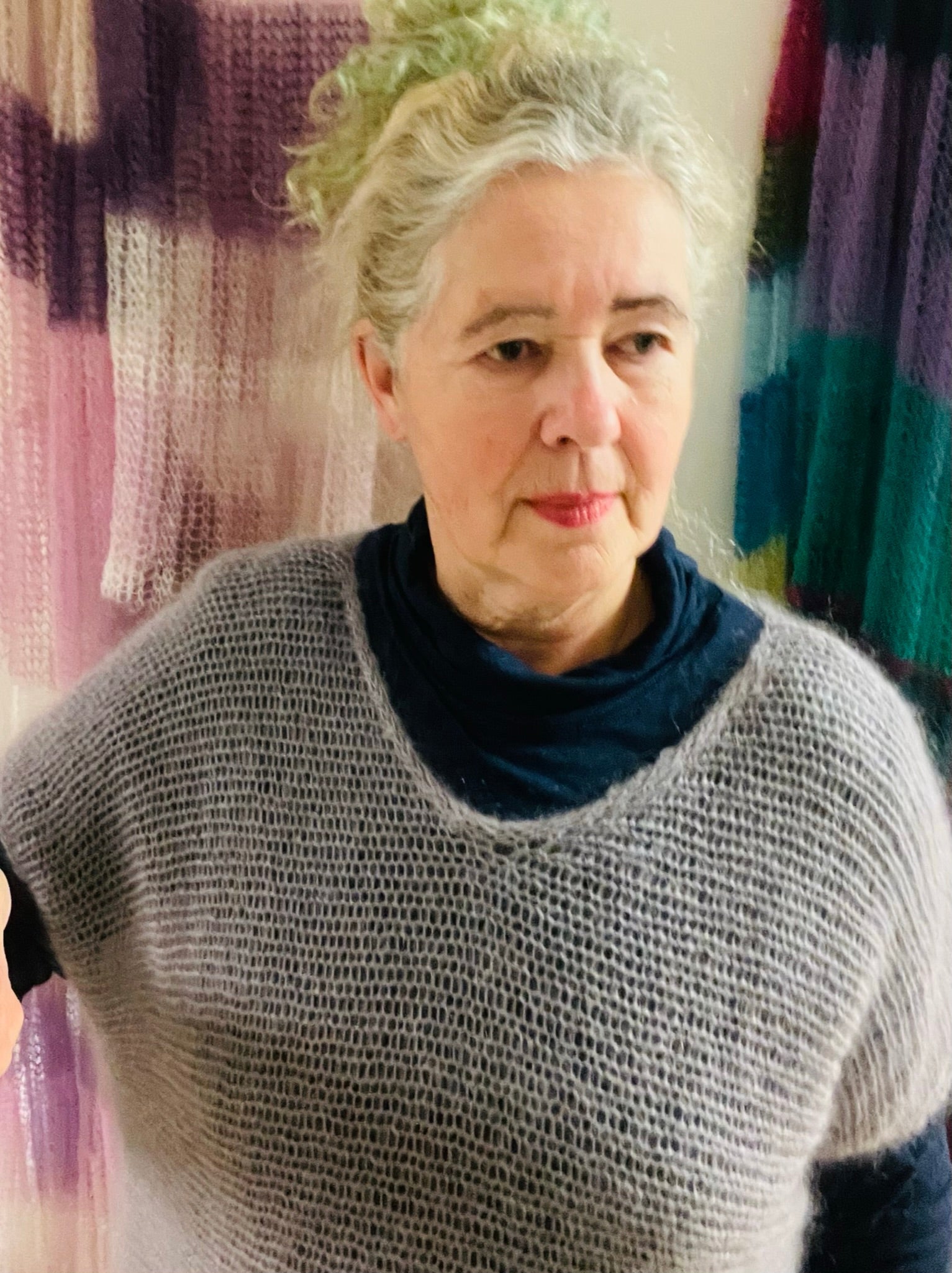 Quergestrickter Pullunder mit Band Größe II