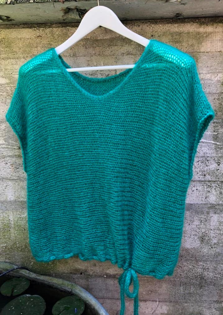 Quergestrickter Pullunder mit Band Größe II