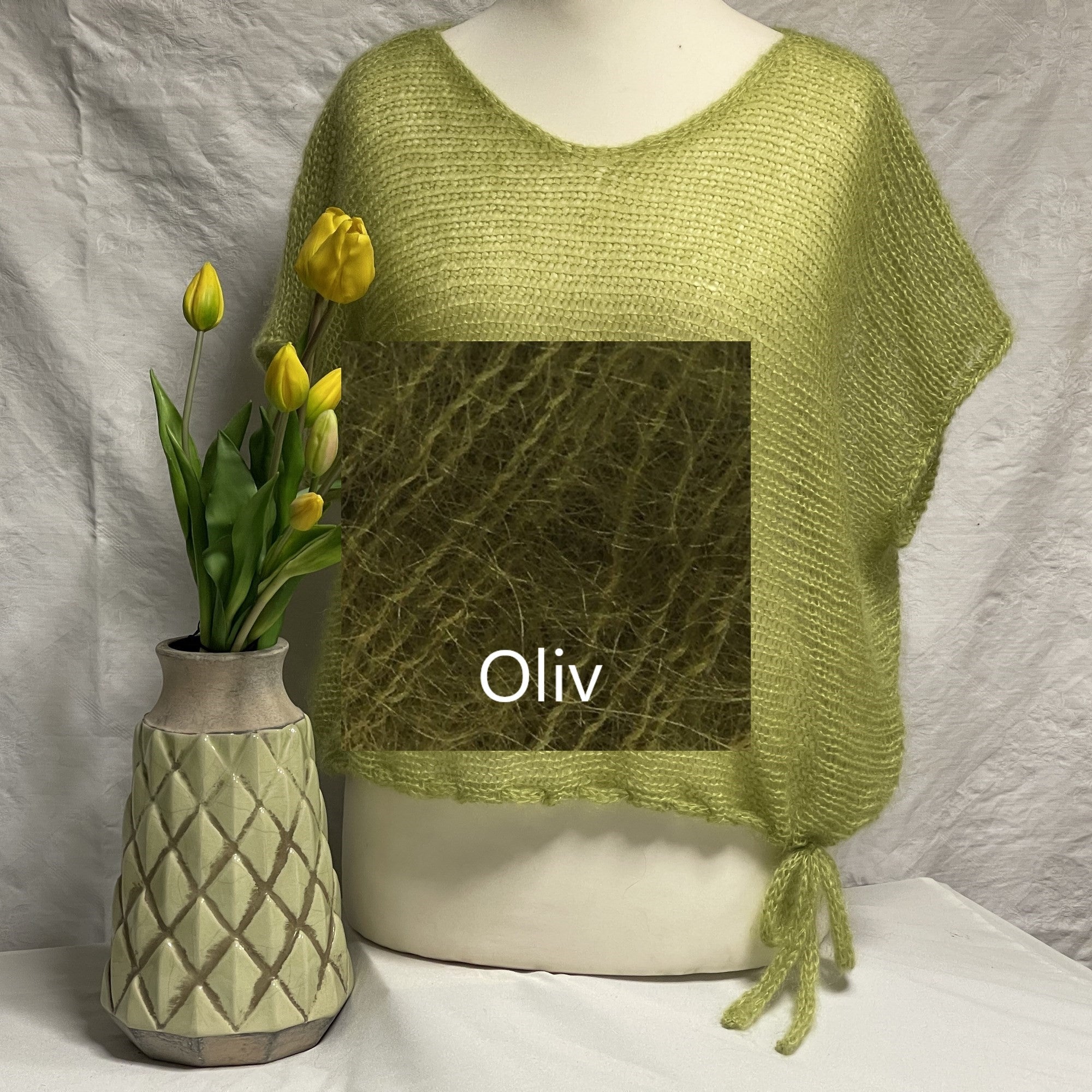 Quergestrickter Pullunder mit Band Größe II