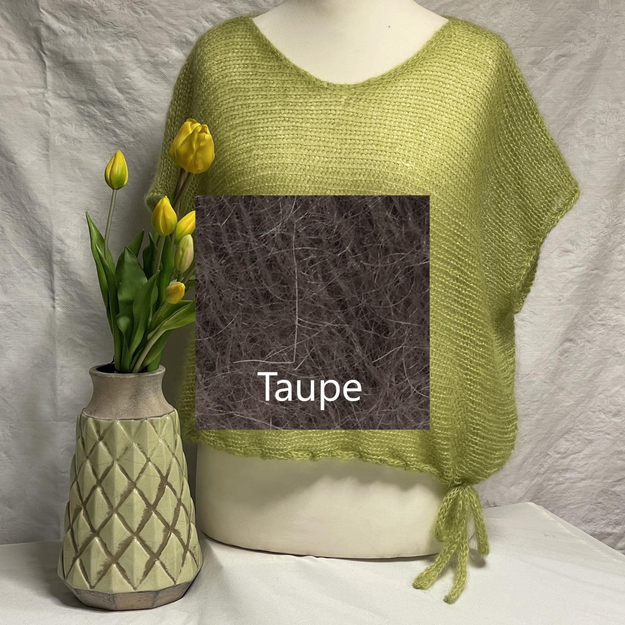 Quergestrickter Pullunder mit Band Größe II