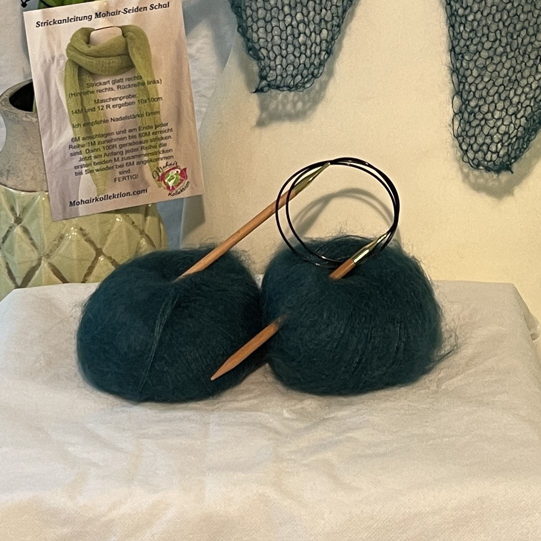 Strick-Set Schal Dunkelgrün