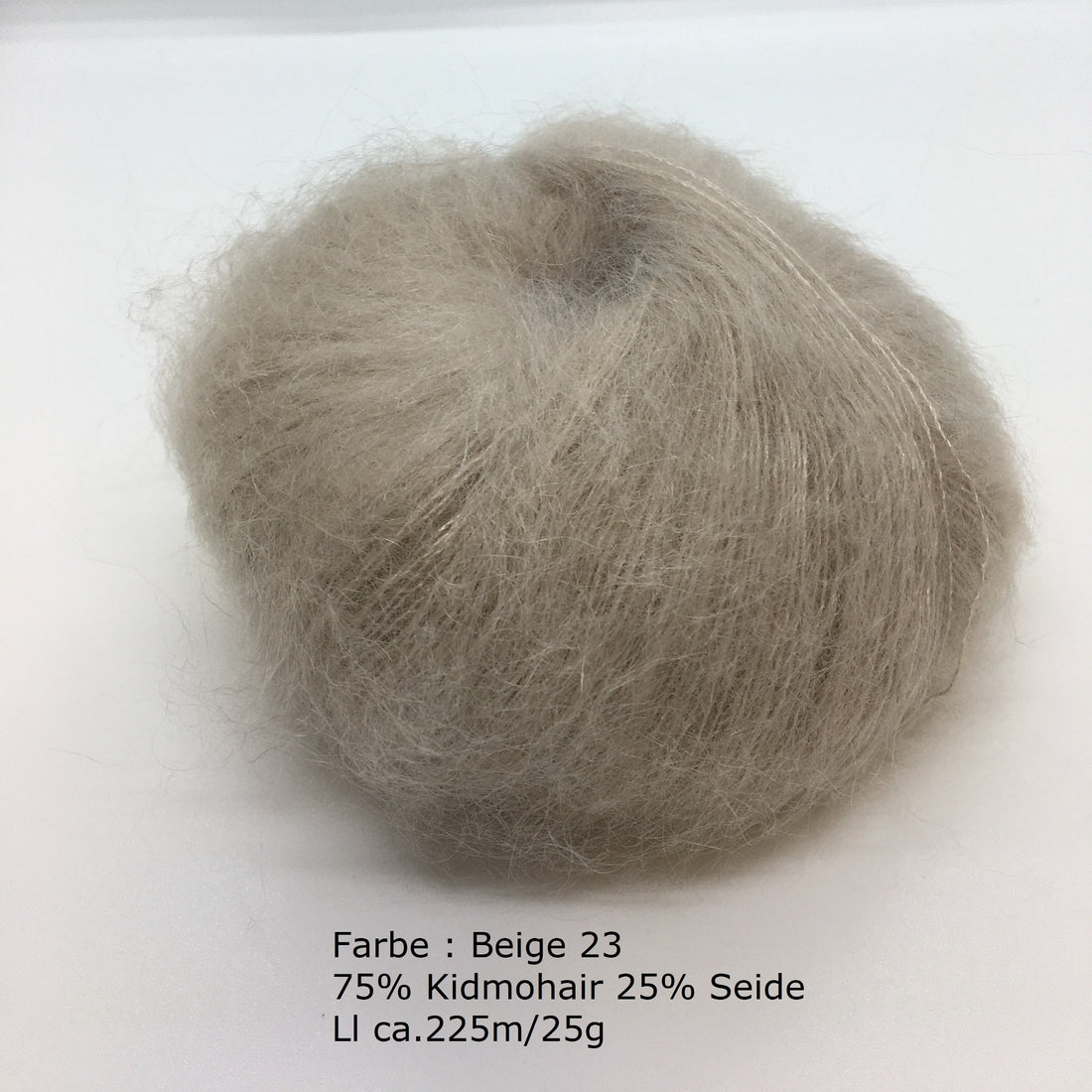 Kidmohair-Seiden Knäuel Beige
