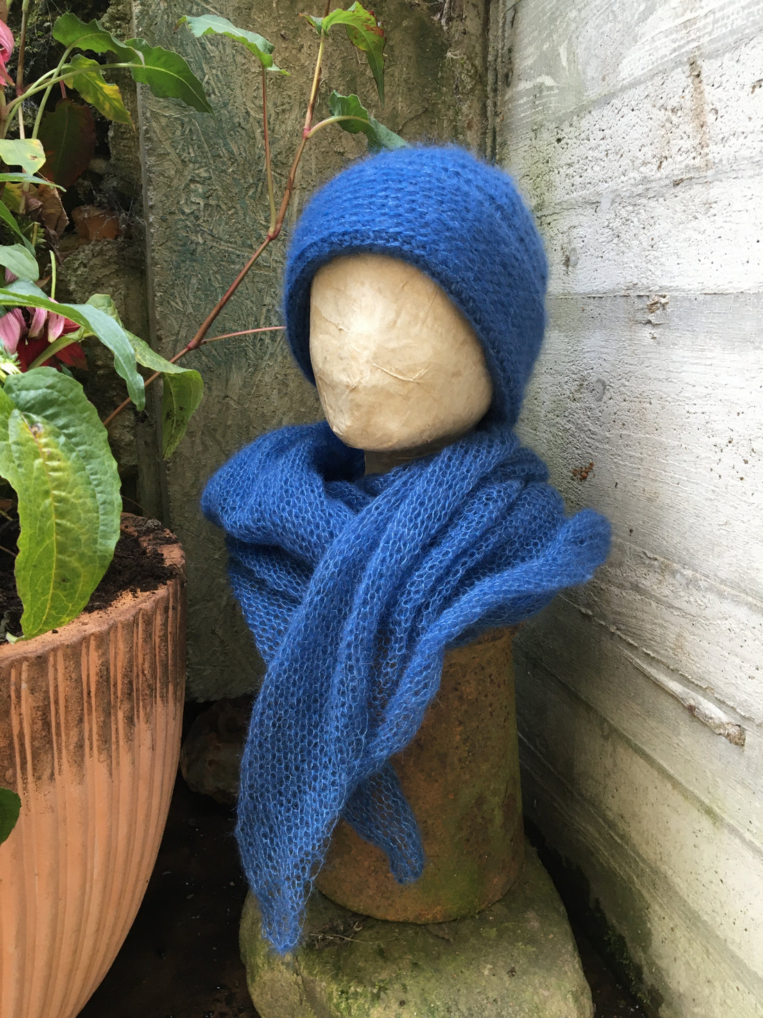 Mütze und Schal Azurblau