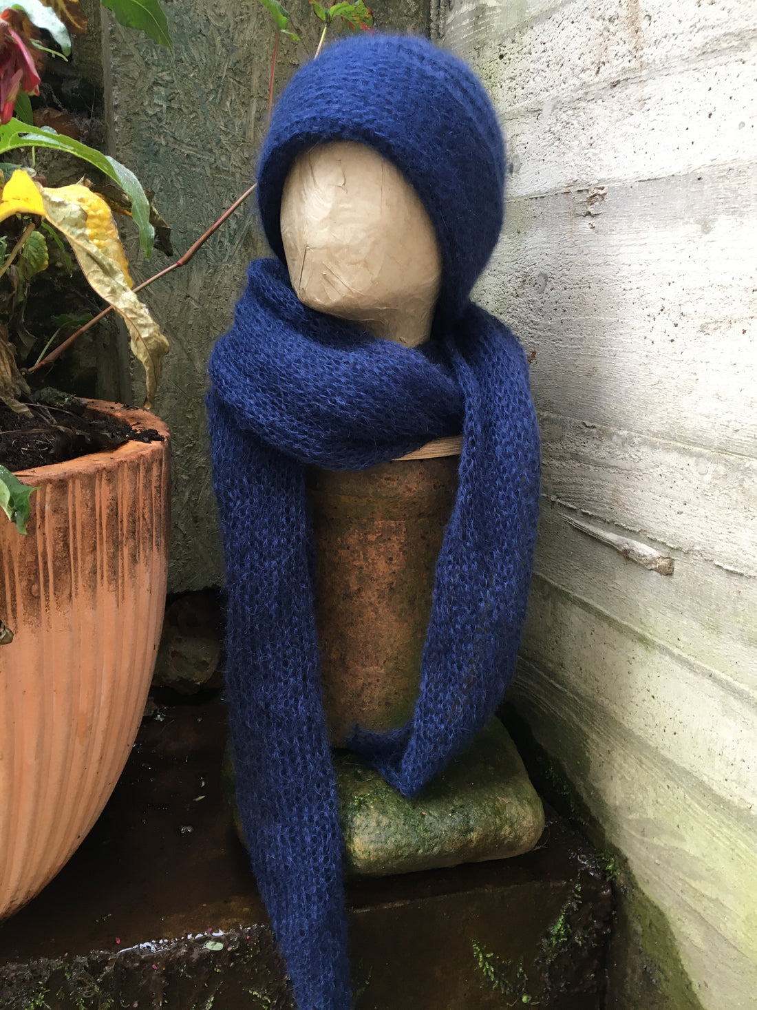 Mütze und Schal Marine