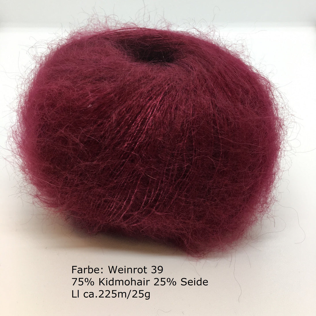 Kidmohair-Seiden Knäuel Weinrot