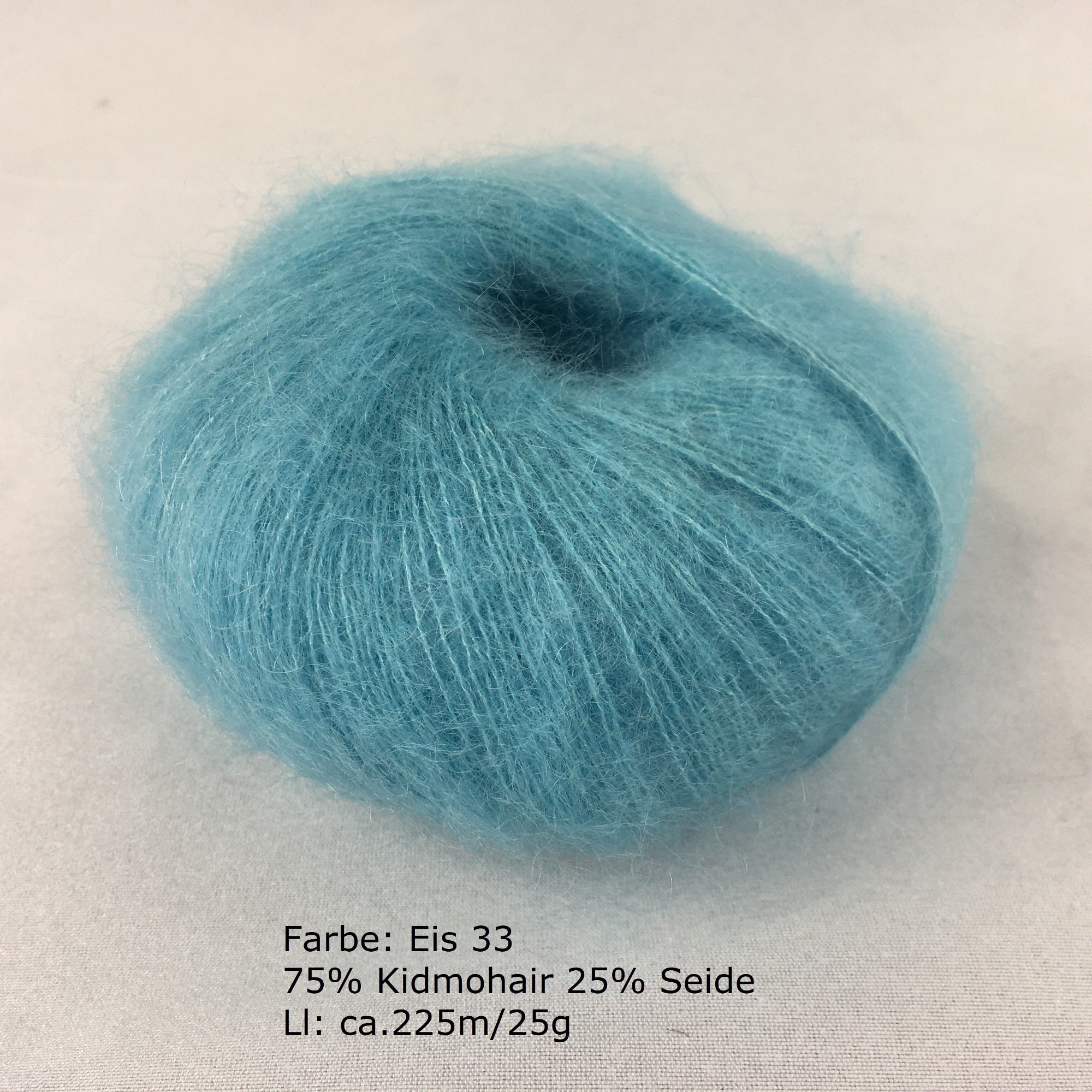 Kidmohair-Seiden Knäuel Eis